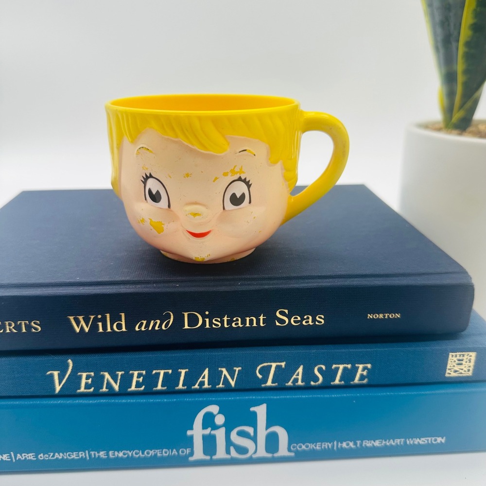 Vintage 1970's Plastic Campbell's‎ Soup Kids Face Mug Yellow Hair Dolly Dingle